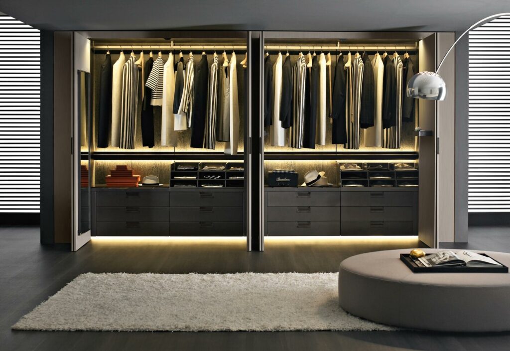 کبوزت و کمد دیواری